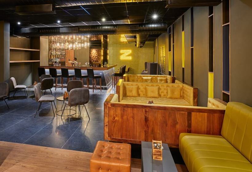 בית מלון כפרי Zone By The Park Gopalpur