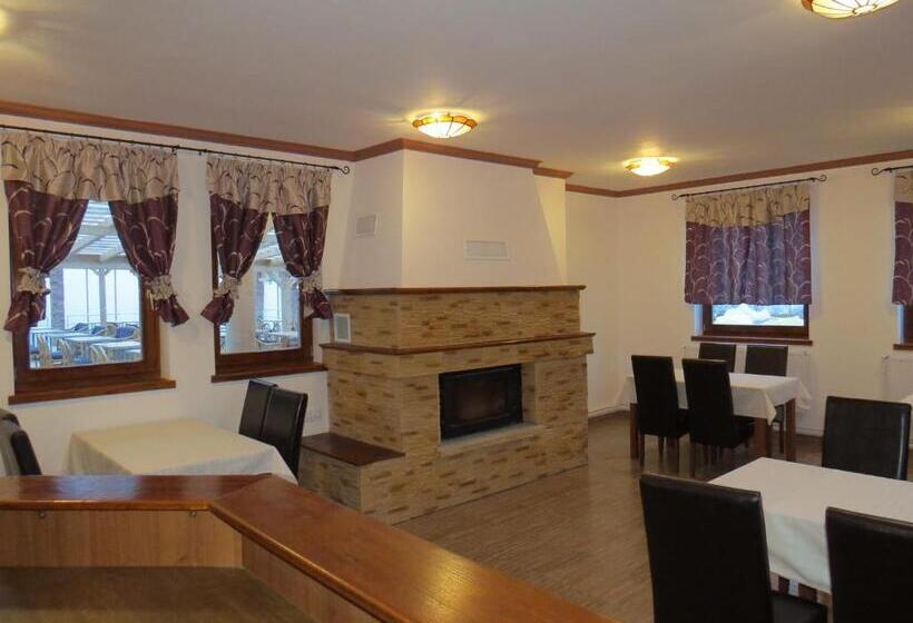 Merlot Borhotel és Látványpince