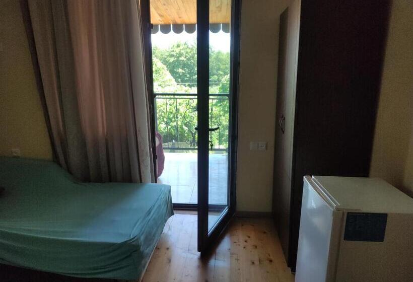 پانسیون Valdi Guest Shekvetili