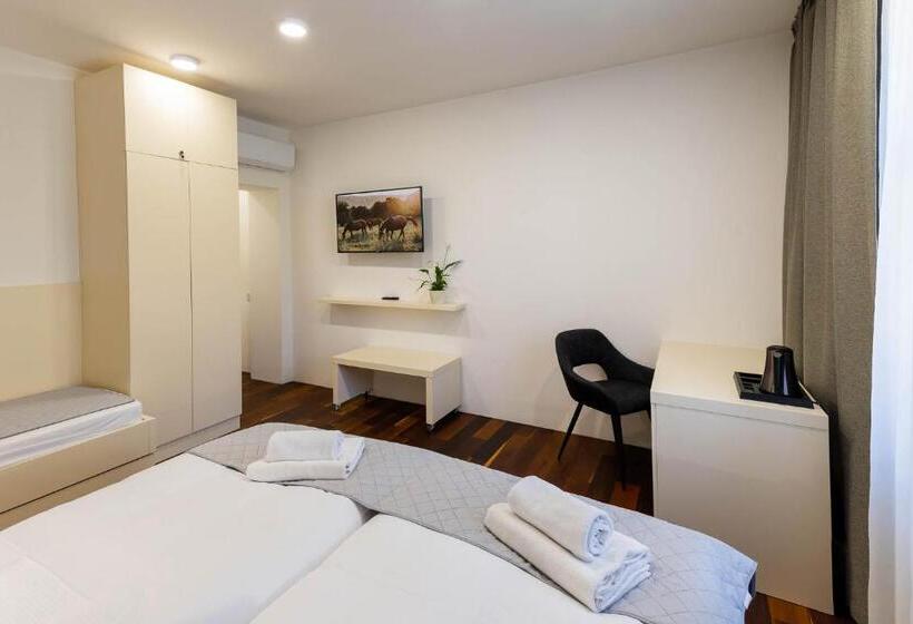 Pension Chmelnice