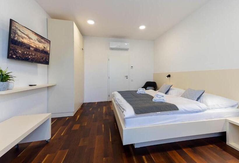 Pension Chmelnice
