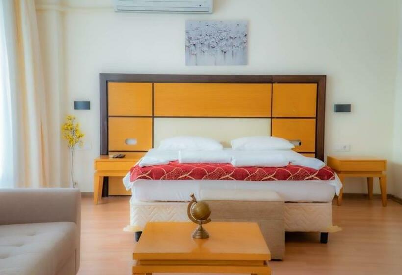 Platanus Hotel Altınoluk