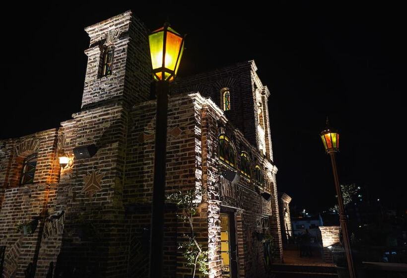 Terra Firma Hotel Boutique