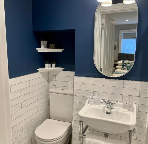 Общежитие Number 31 Boutique Townhouse