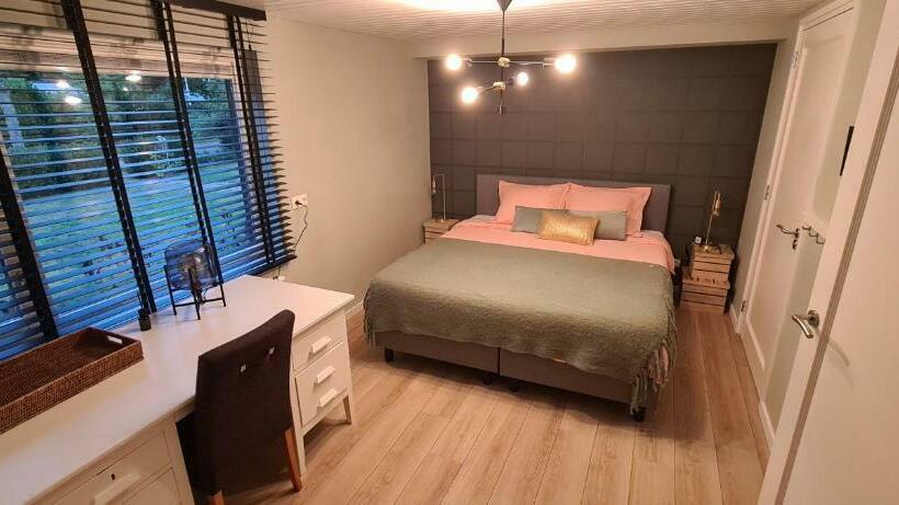 ベッドアンドブレックファースト Bij Ons Naast