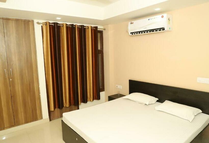 Brajvillas Family Suit