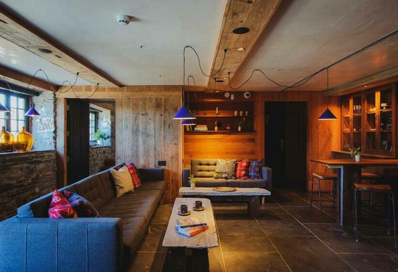 酒店 Albion Aberteifi