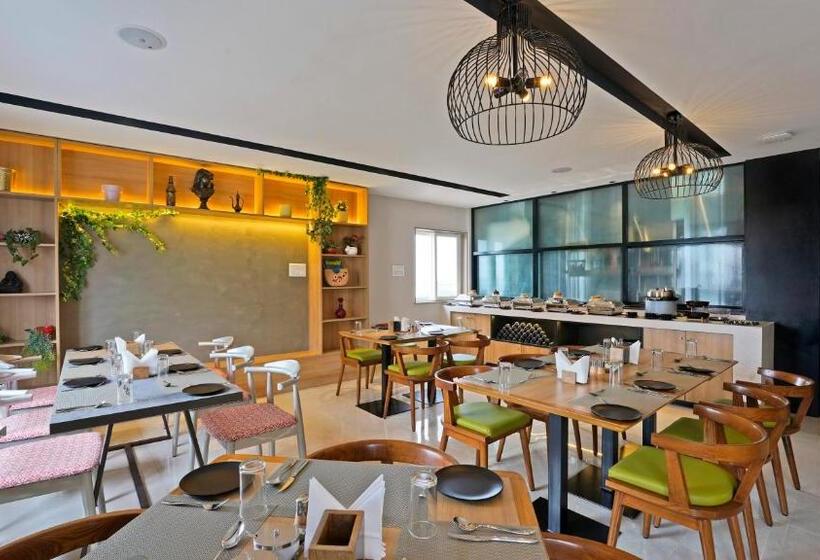 Click Hotel Biz   Bangalore Airport