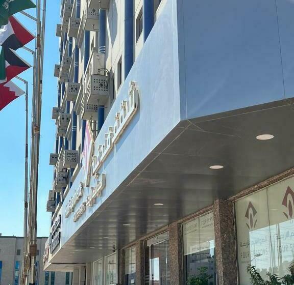 בית מלון כפרי Burj Al Dana Four Seasons