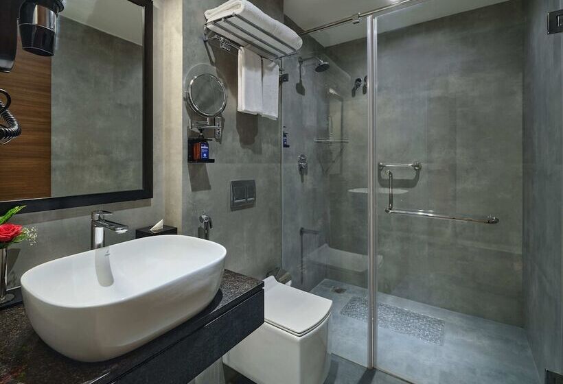 Essentia Premier Hotel Chennai Omr