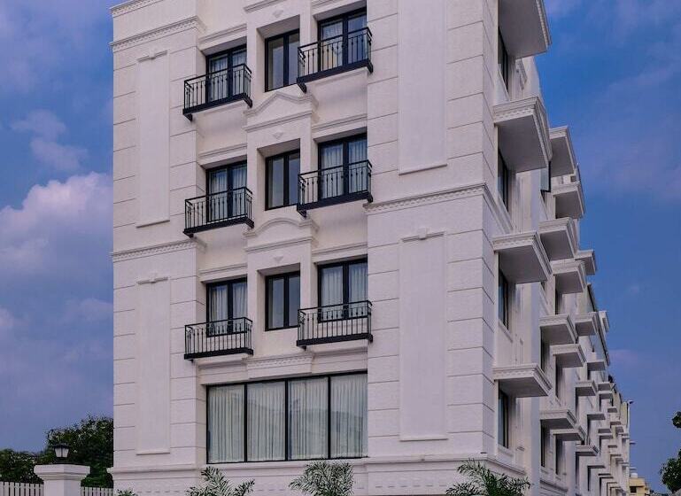 Essentia Premier Hotel Chennai Omr