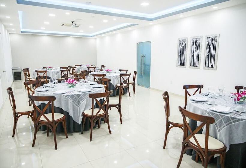 فندق Fray Select