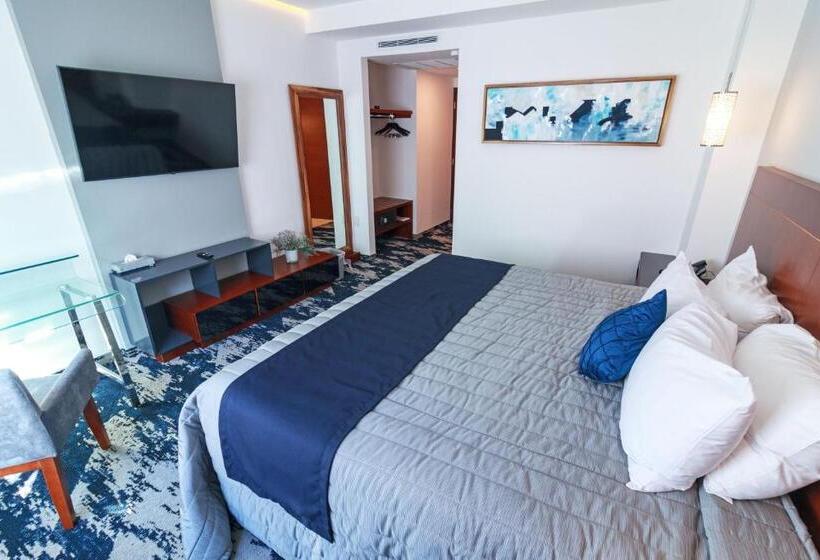 فندق Fray Select