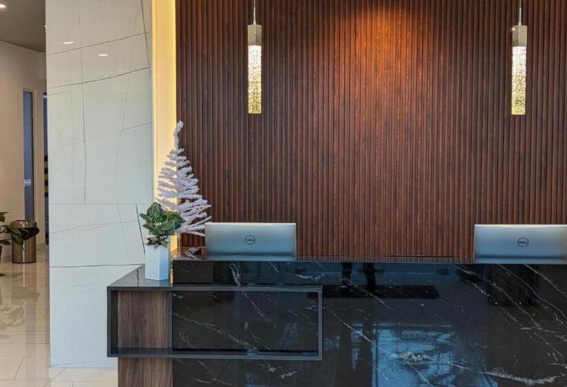 فندق Fray Select