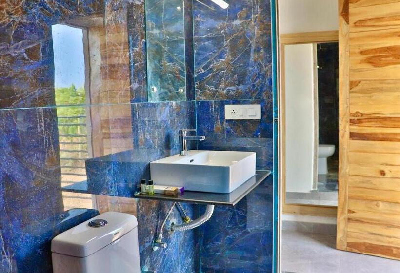 فندق Shivohum Adventure Retreat