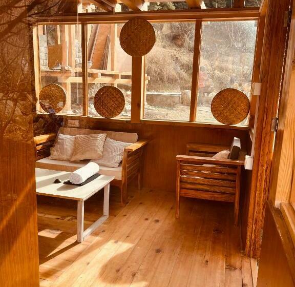 酒店 The Villster Resort