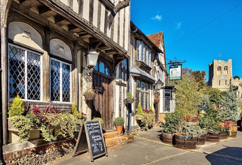 בית מלון כפרי The Woolpack Inn