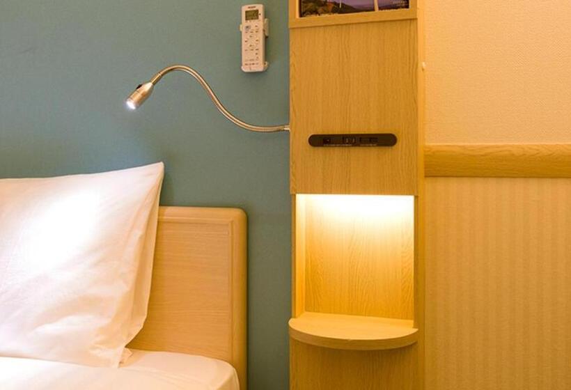 فندق Toyoko Inn Kitaasakaeki Nishiguchi