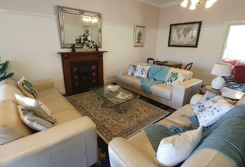 פנסיון Rosebank Guesthouse