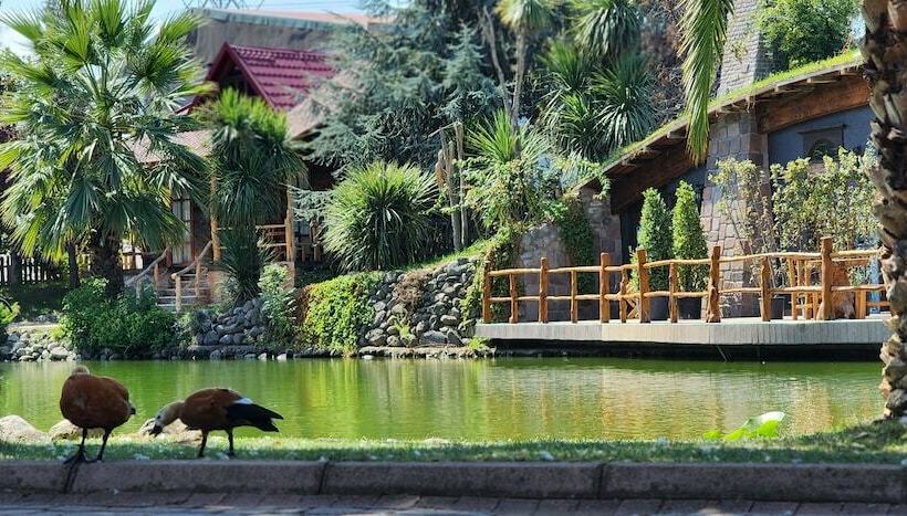 منتجع Candal Country Club