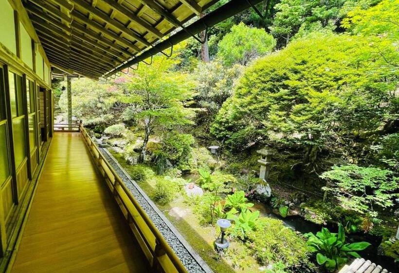 Ryokan 高野山 宿坊 宝城院  Koyasan Shukubo Hojoin