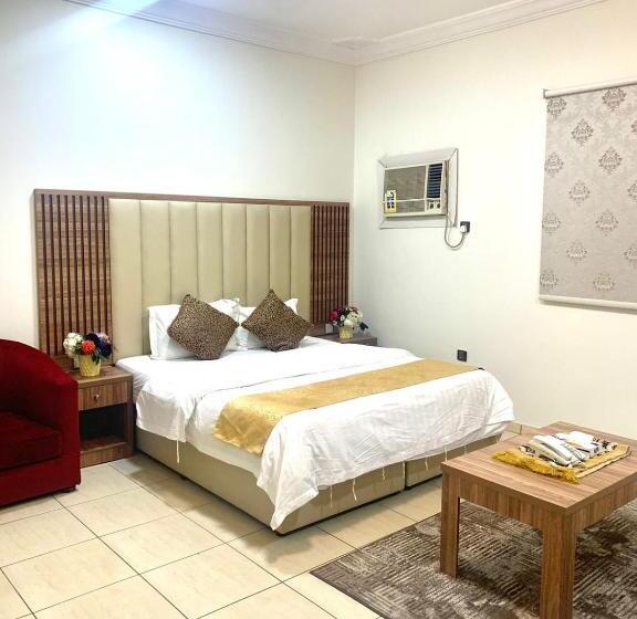 أسفار الأولى