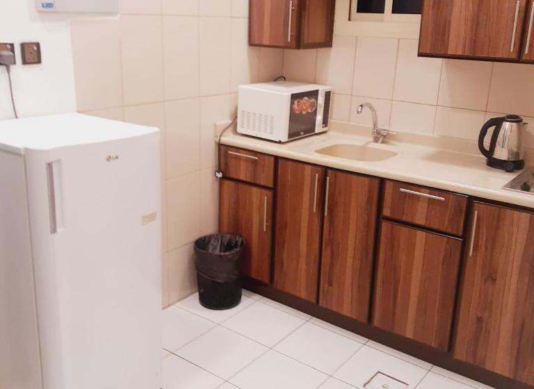 أسفار الأولى