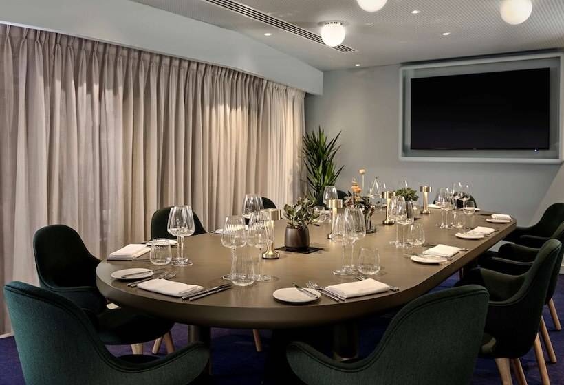 Art Otel London Battersea Power Station, Powered By Radisson Hotels