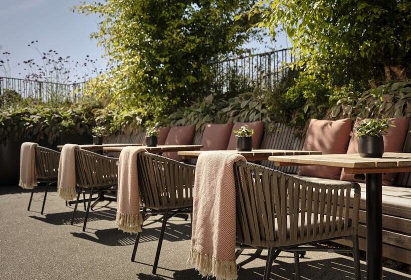 Art Otel London Battersea Power Station, Powered By Radisson Hotels