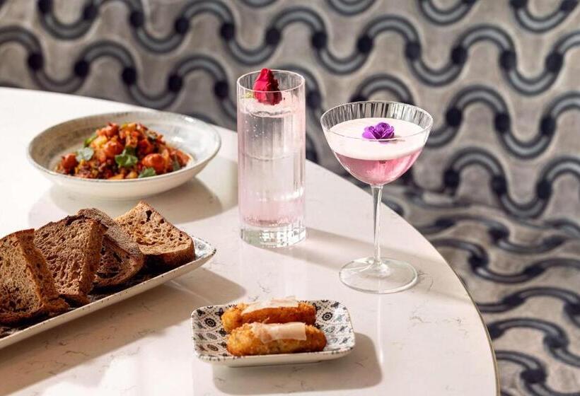 Art Otel London Battersea Power Station, Powered By Radisson Hotels