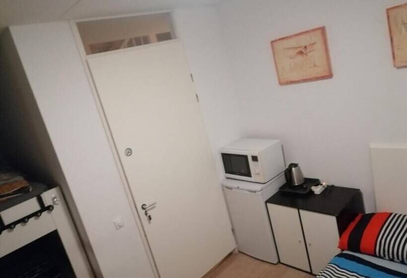 تختخواب و صبحانه All You Need, A Comfy Place