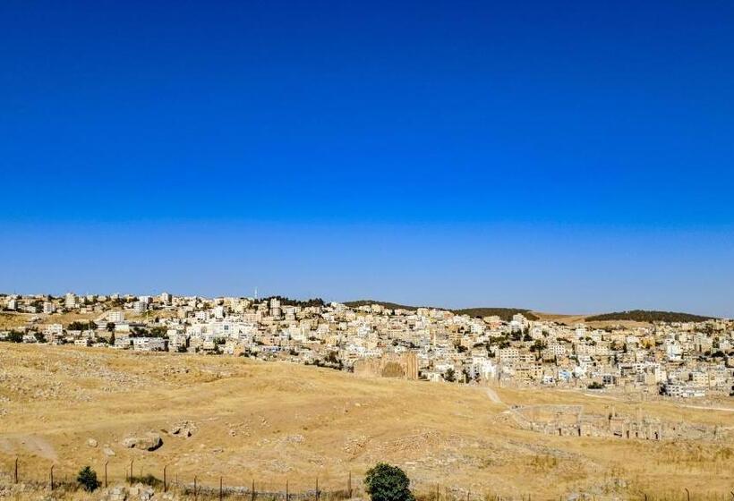 تختخواب و صبحانه Full Panorama Jerash