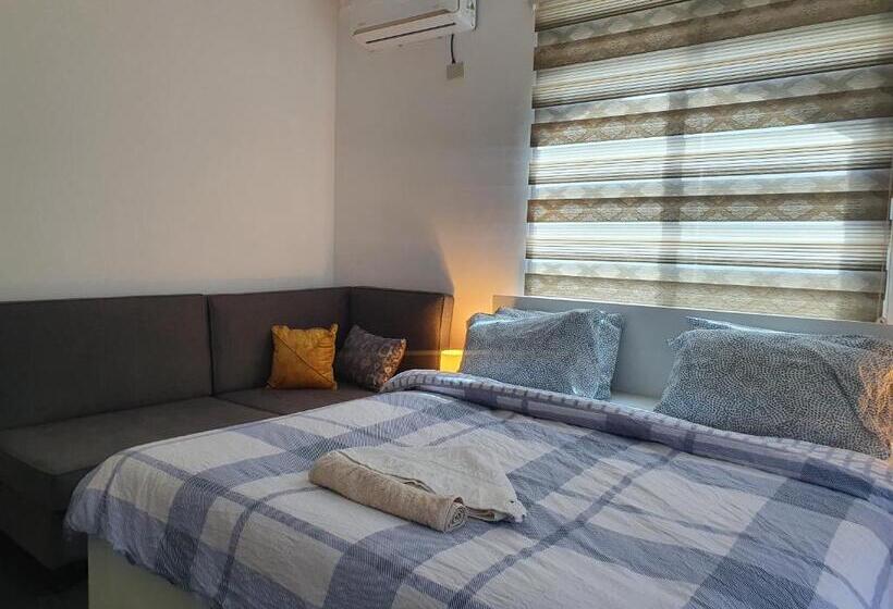 تختخواب و صبحانه Full Panorama Jerash