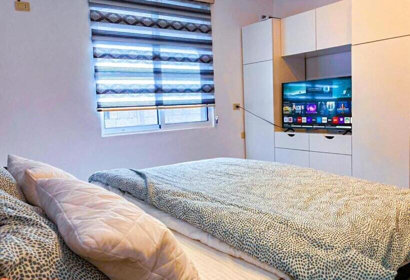 تختخواب و صبحانه Full Panorama Jerash