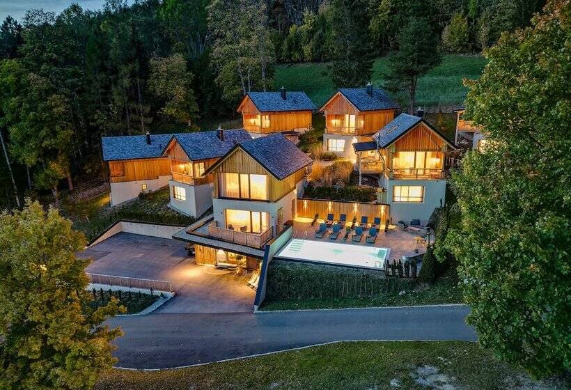 Hideaway Hotel Montestyria Chalets & Suiten