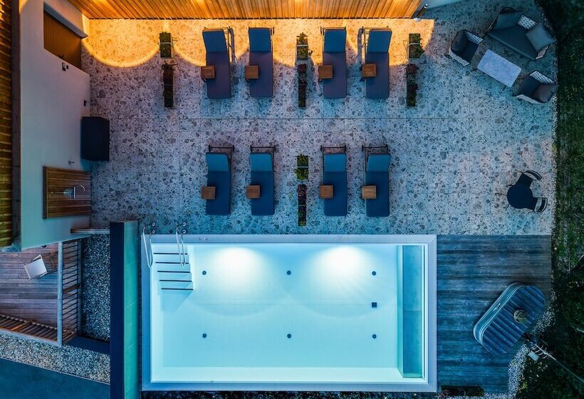 Hideaway Hotel Montestyria Chalets & Suiten