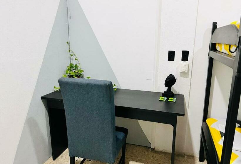 Отель Adventure Lodge