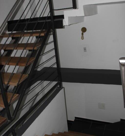 בית מלון כפרי Almalu