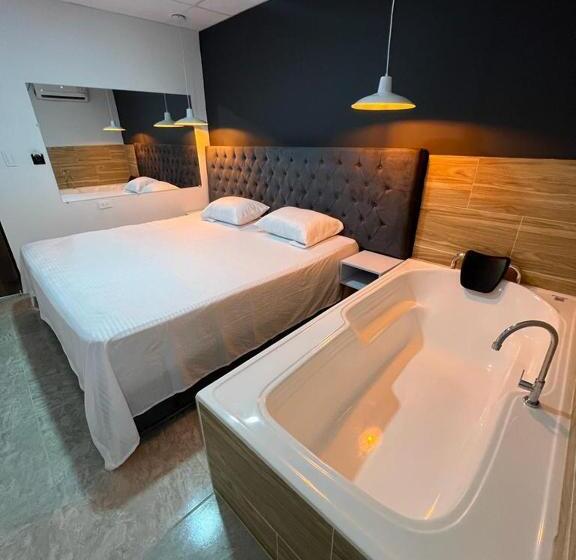 בית מלון כפרי Almalu