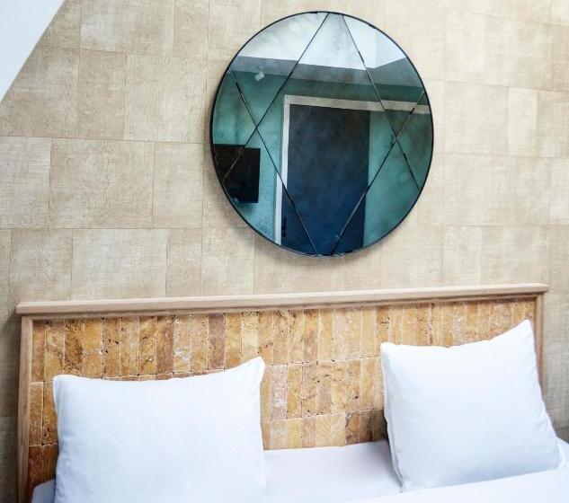 호텔 Botanique Breda