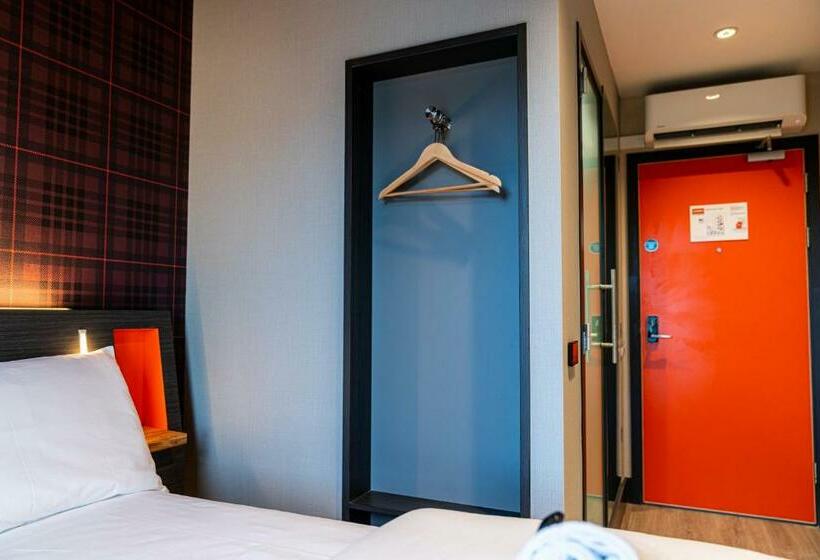 Easyhotel Dublin