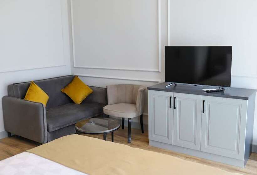 هتل Fontana Verde