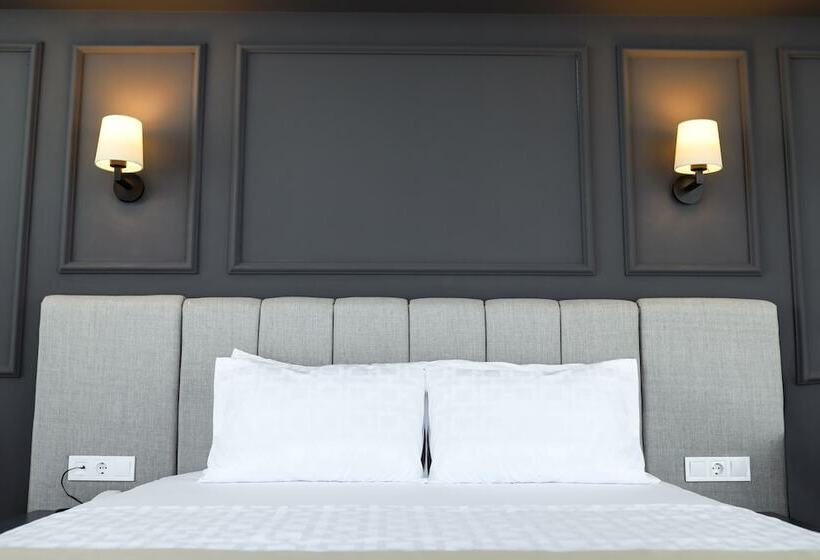 هتل Fontana Verde