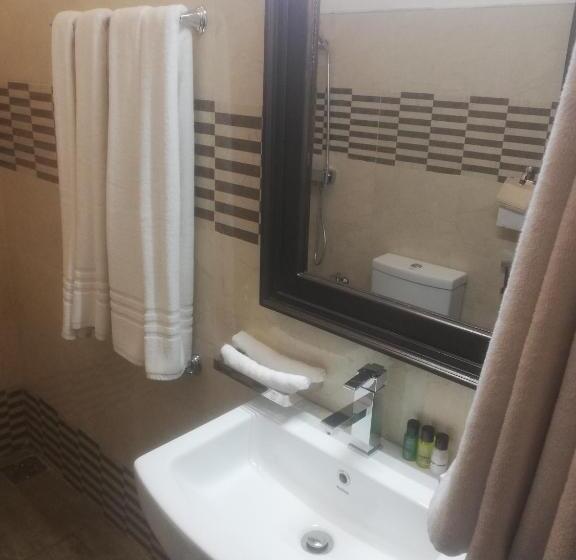 Отель Friendly Hills