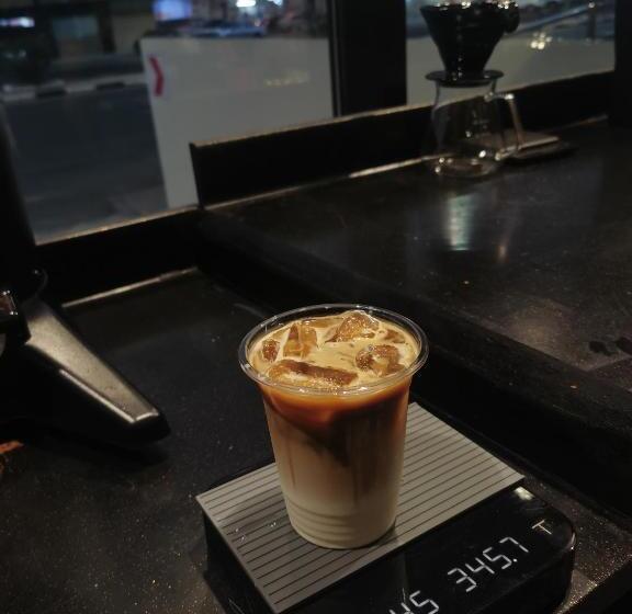 فندق النزيل الذهبي   Golden Guest