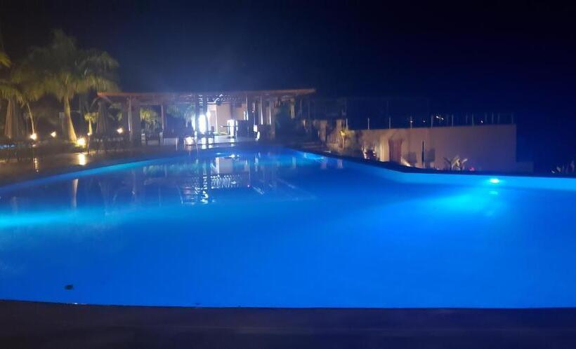 Hotel Hostería Castillo Real