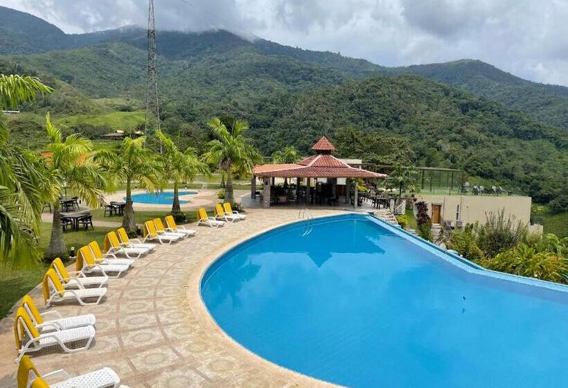 Hotel Hostería Castillo Real