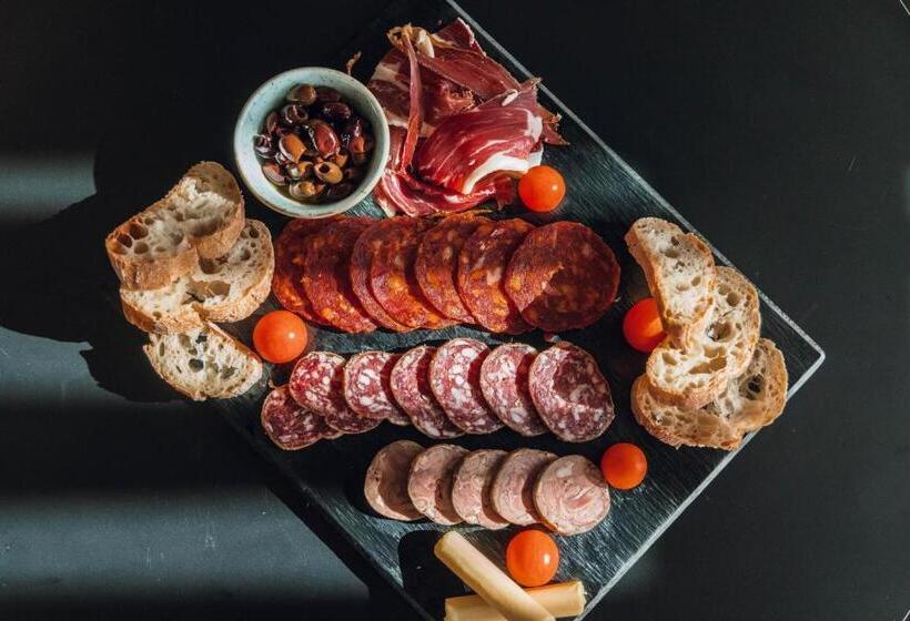 Greet Hotel La Rochelle Centre