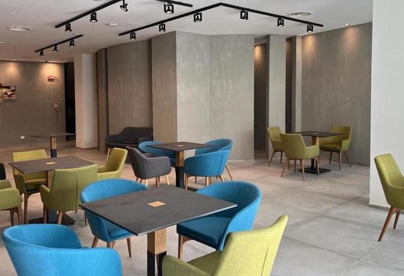 בית מלון כפרי Korè