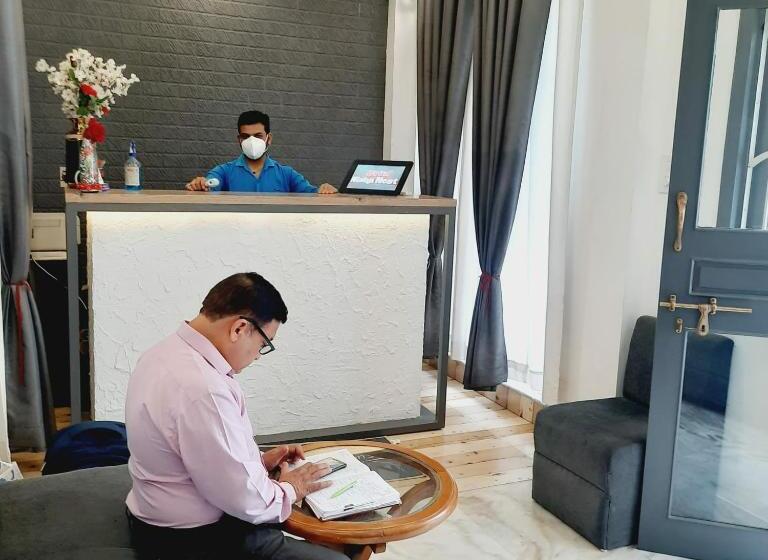 فندق Nisha Nest, Bhopal